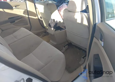 2010 Honda Accord 2.4 Lx z USA, uszkodzony, nr VIN 1HGCP2F37AA148942